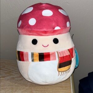 Mushroom Squishmallow Malcolm